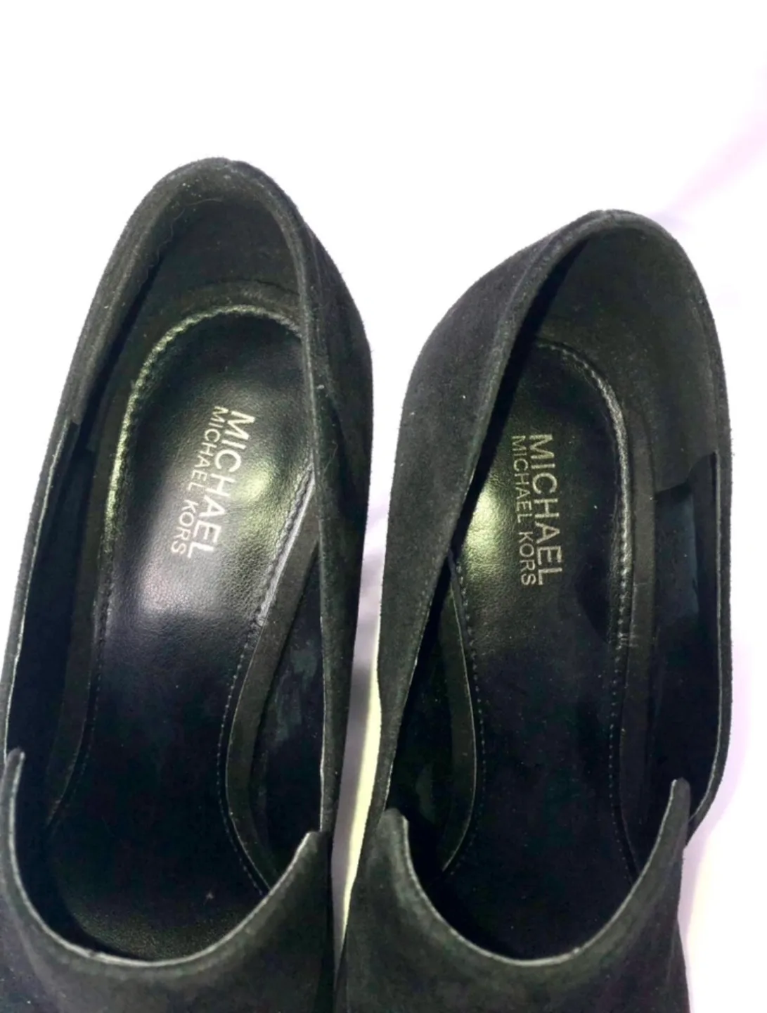 Michael Kors Black Suede Pump Chunky Heel, Size 8 image indicator(5)