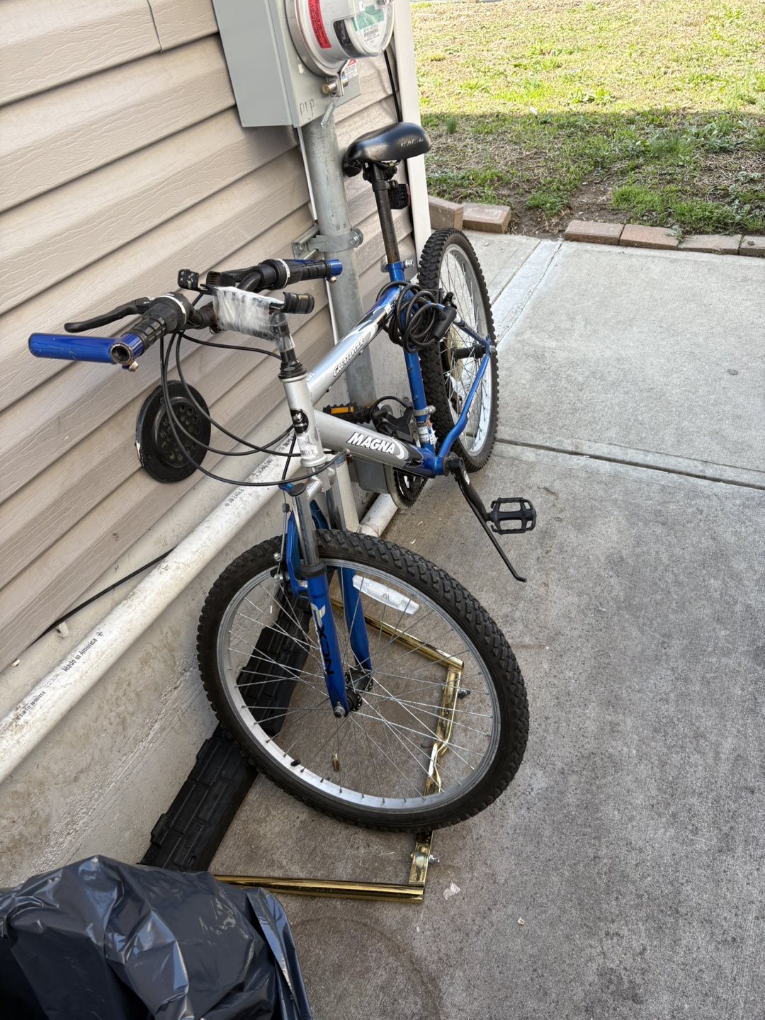 Magna mountain bike