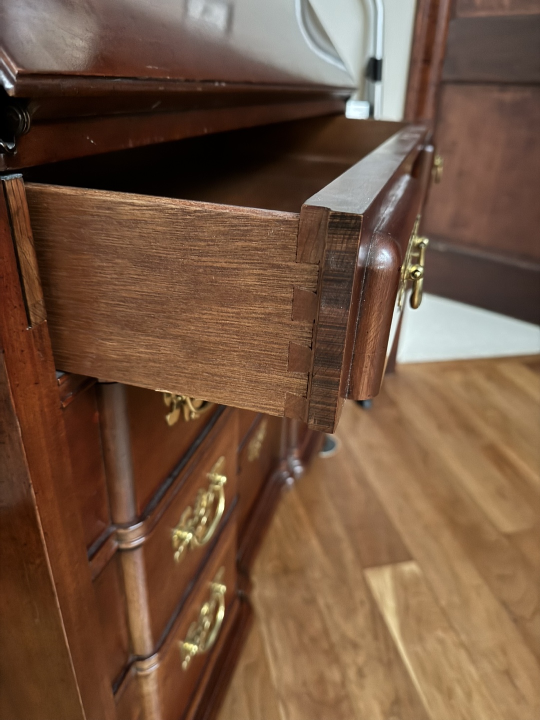 Jasper Cabinet Co Secretary Desk - photo 3