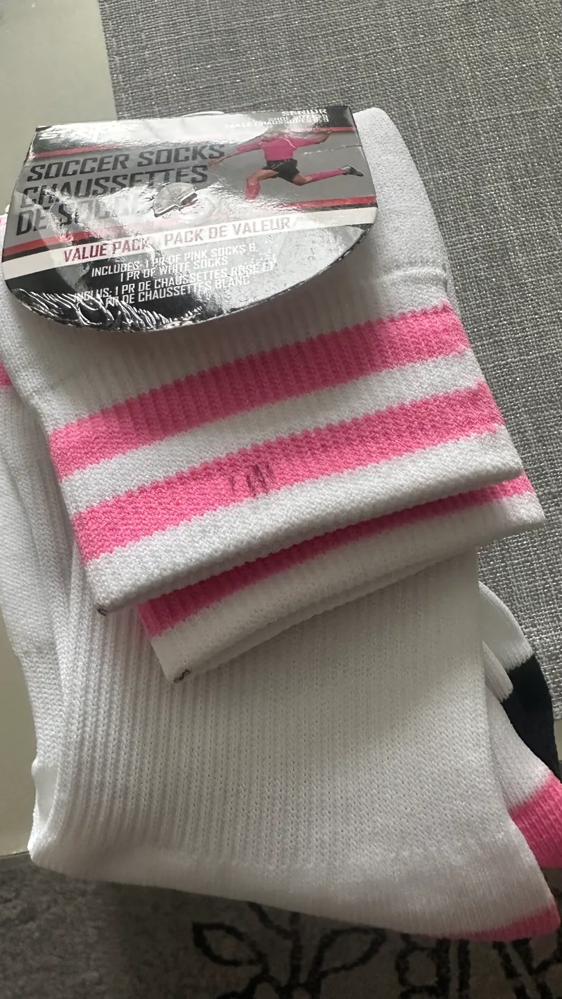 Beyond Field Striker Soccer Socks Value Pack - Senior Size 6-9 image indicator(4)