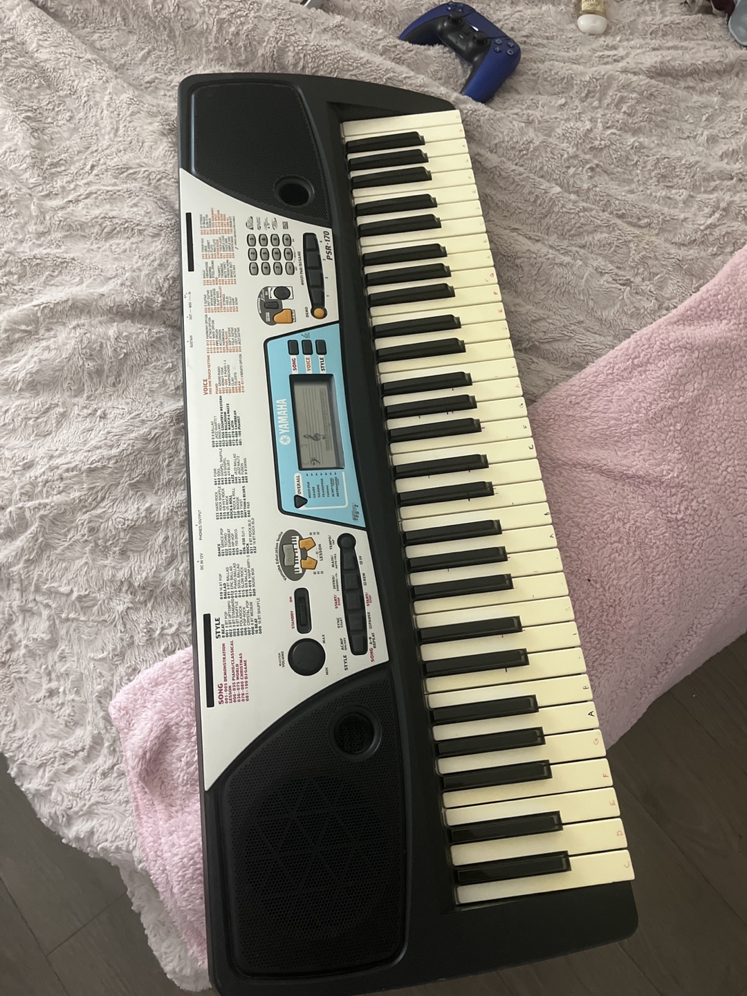 Yamaha PSR-E233 61-Key Portable Keyboard