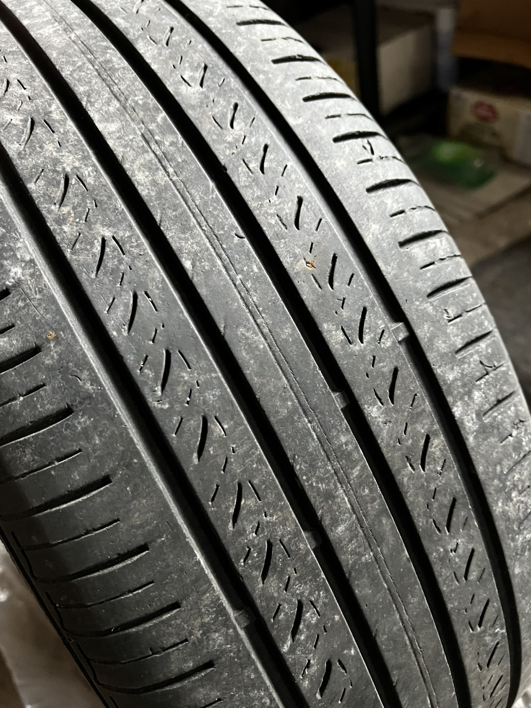 P205/ 55R16/ 89H Used Hyundai Rims with Tires - photo 4