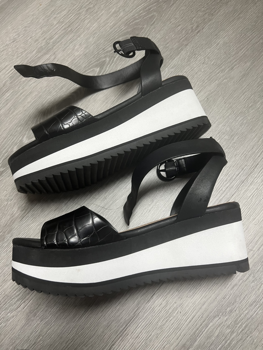 Call It Spring Black Platform Sandals - photo 2