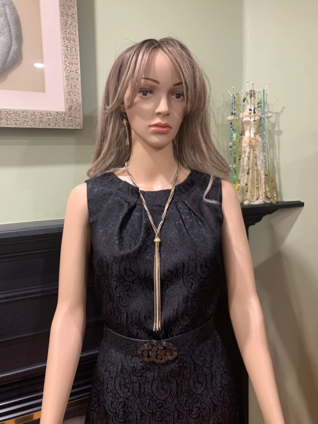 Elegant Black Brocade Dress with Belt image indicator(7)