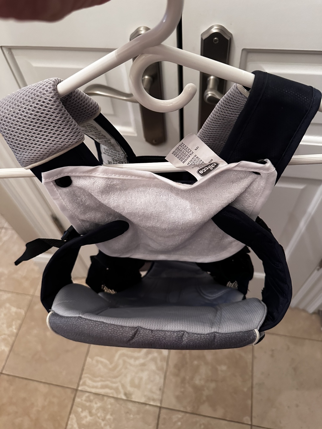 Chicco Baby Carrier - photo 2
