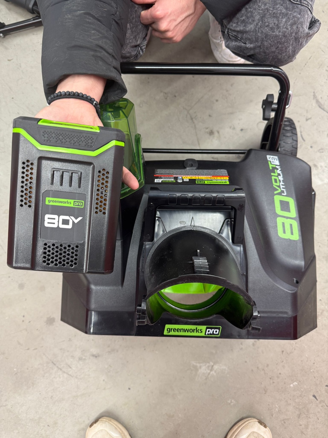 Greenworks 80V 20" Cordless Snow Thrower - New in Box - photo 2