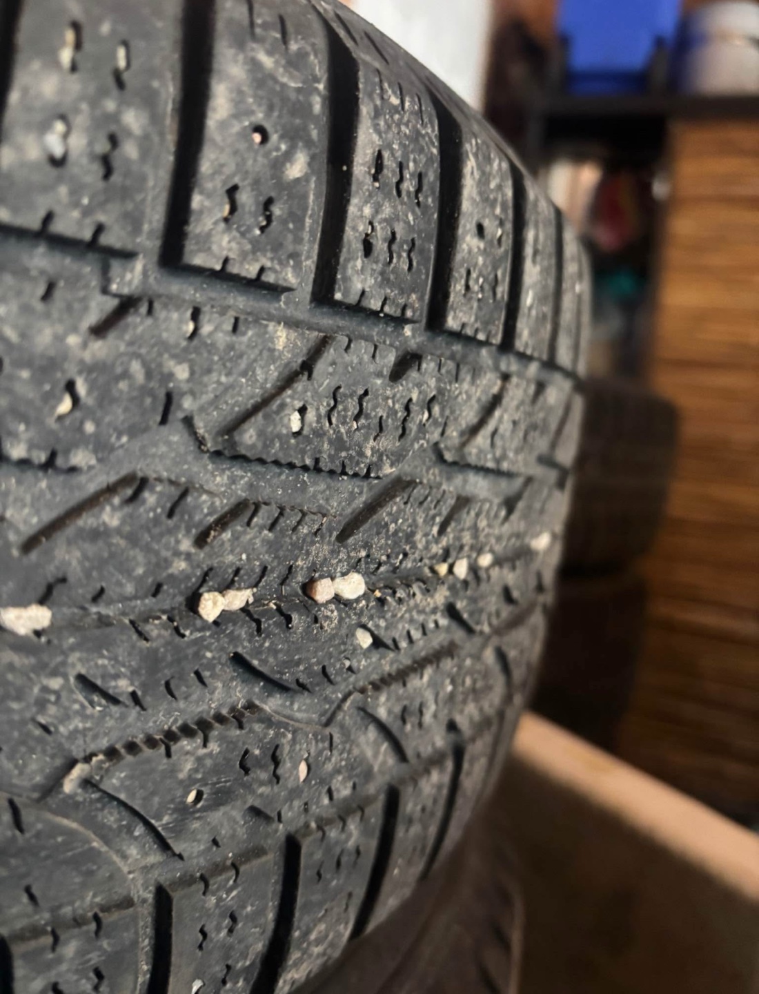 Nissan OEM 17" Alloy Wheels and Tires - photo 2