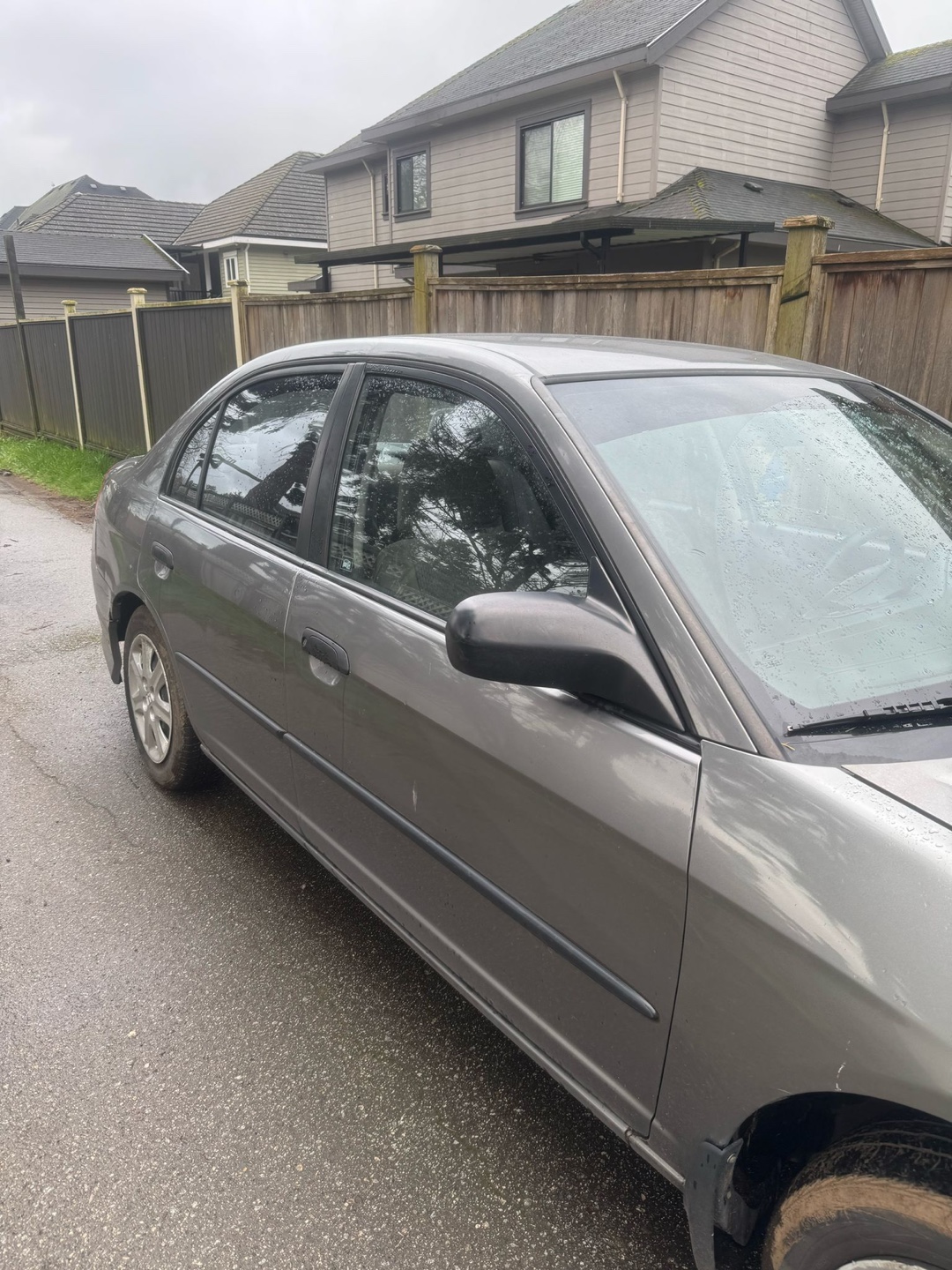 2005 Honda Civic Sedan - Used - photo 3