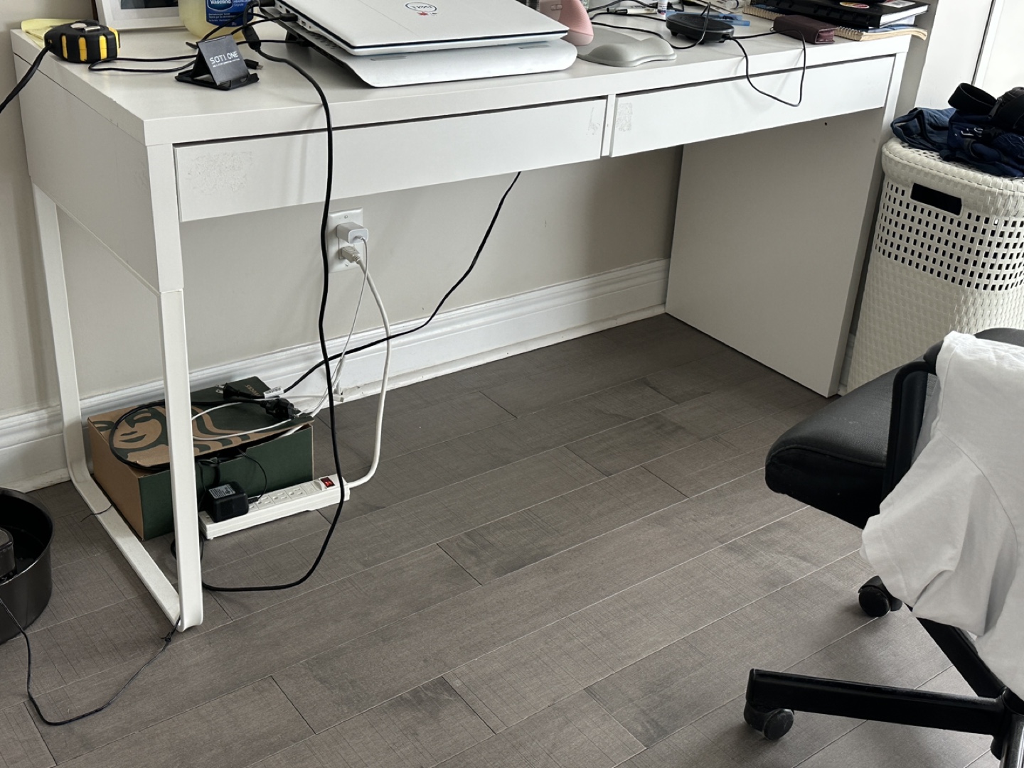 IKEA MICKE White Desk - photo 3