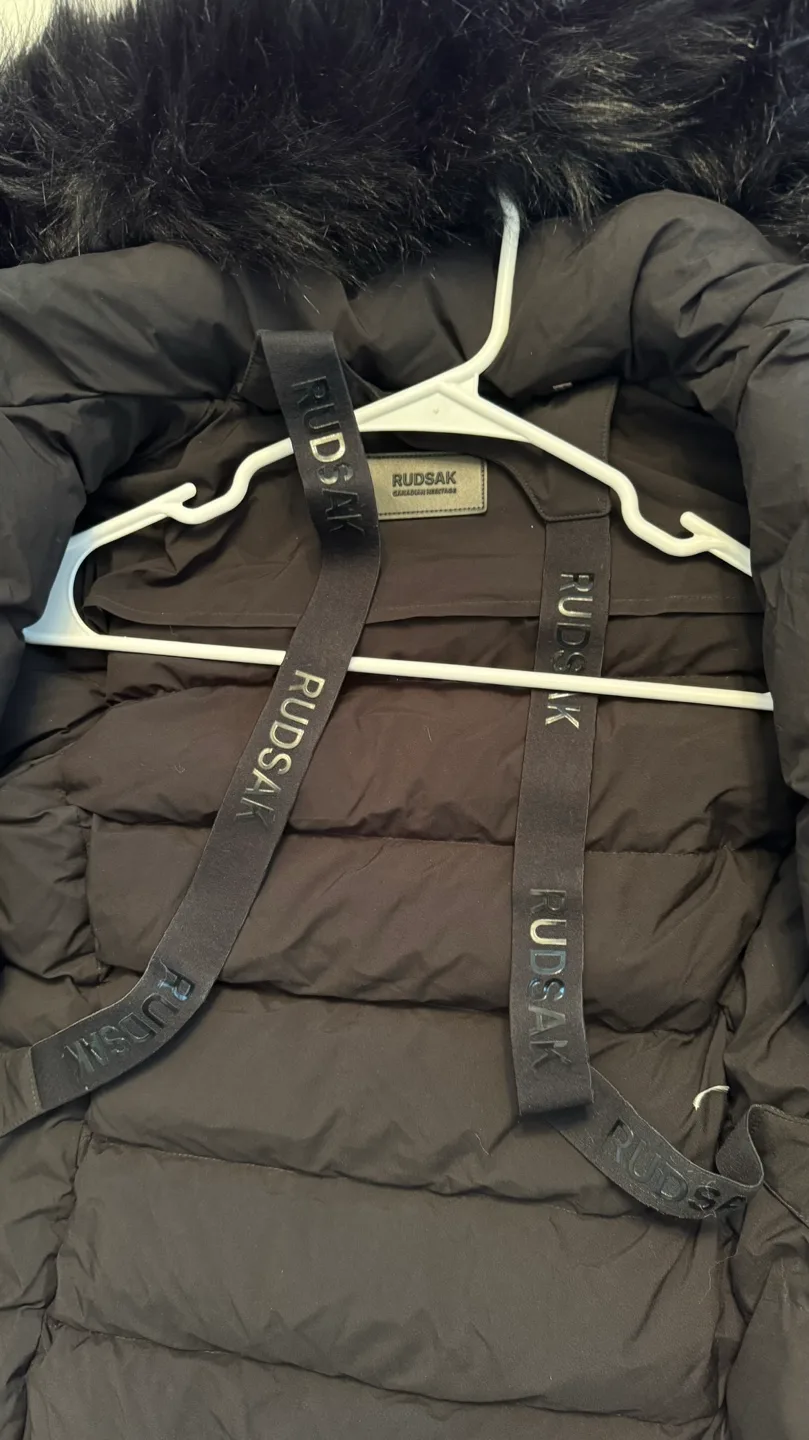 Rudsak Women's Black Puffer Jacket with Faux Fur Hood image indicator(5)