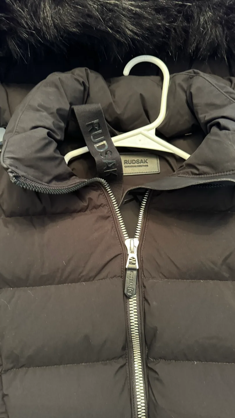 Rudsak Women's Black Puffer Jacket with Faux Fur Hood image indicator(3)