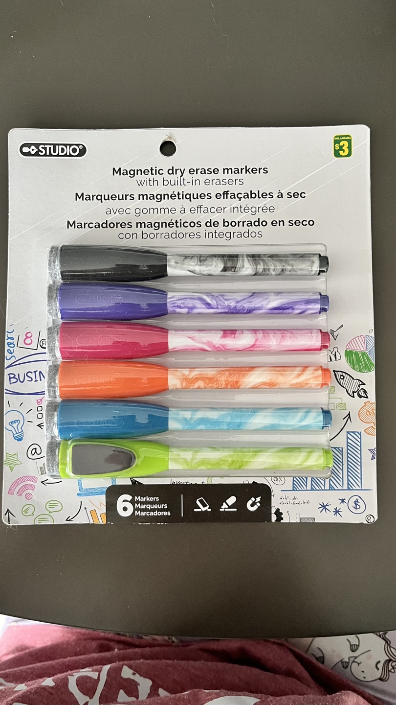 Stationery & notebooks for free