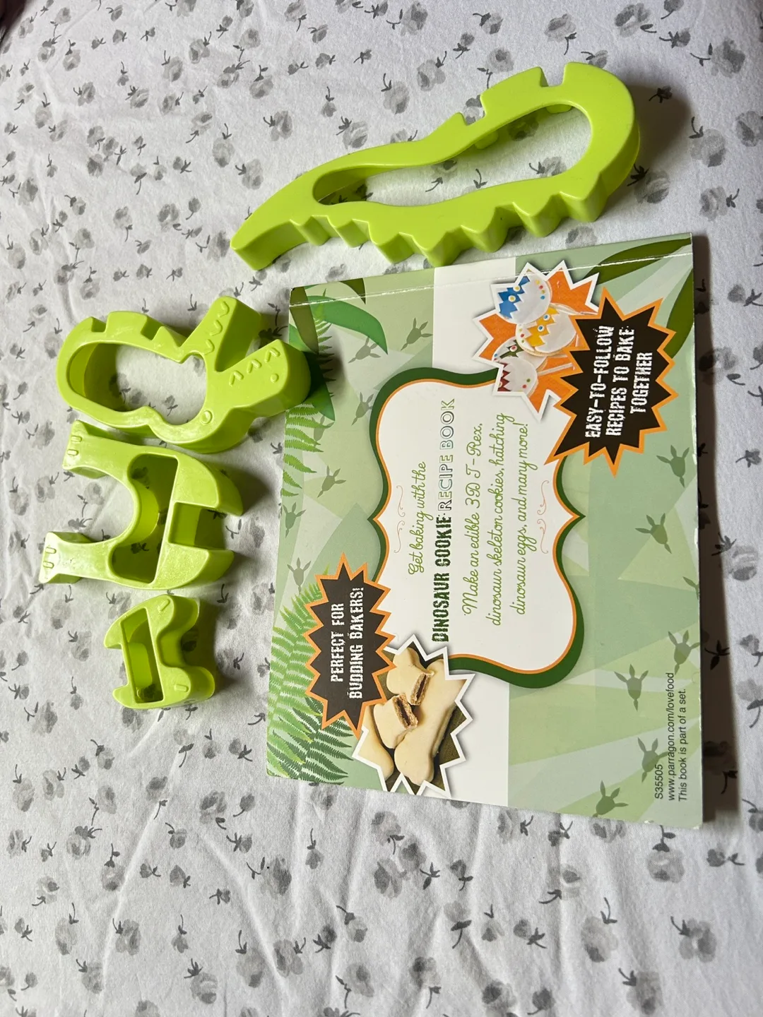 Dinosaur Cookie Cutters and Recipe Book thumbnail