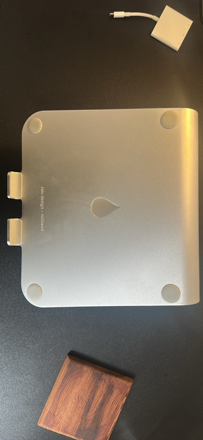Sturdy laptop stand - photo 3