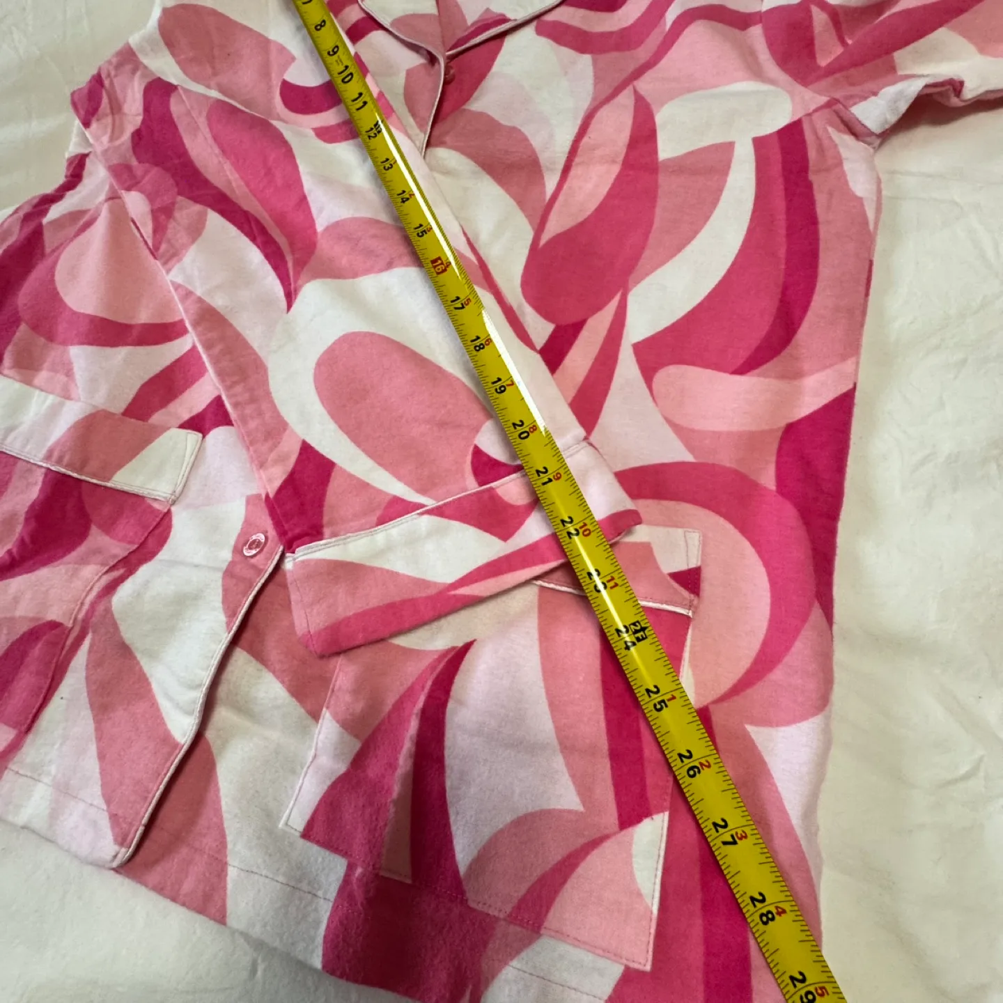 La Senza Pink & White Pajama Set - Size Medium image indicator(6)