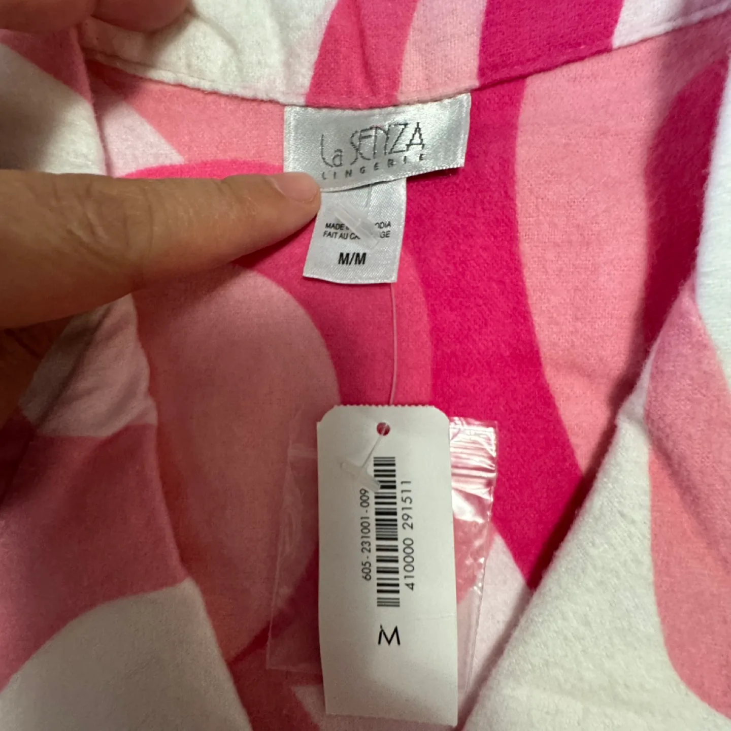 La Senza Pink & White Pajama Set - Size Medium image indicator(3)