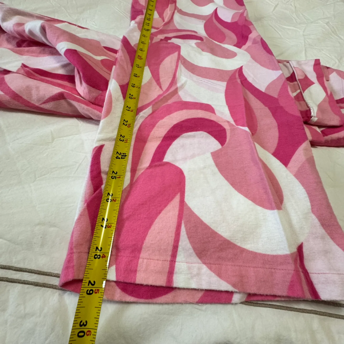 La Senza Pink & White Pajama Set - Size Medium image indicator(9)