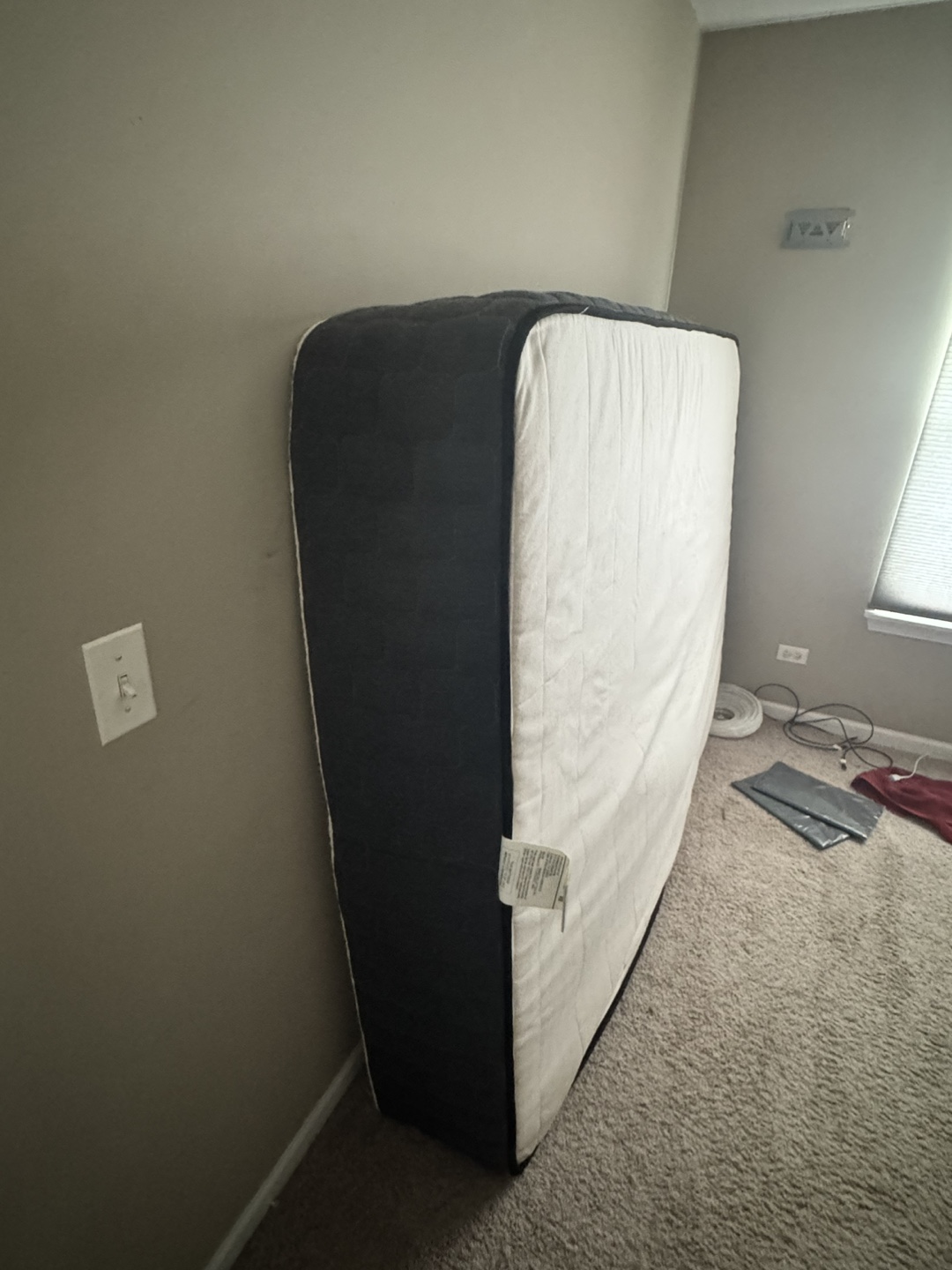 Mattress - Queen Size Medium Firm 12” Depth - photo 3