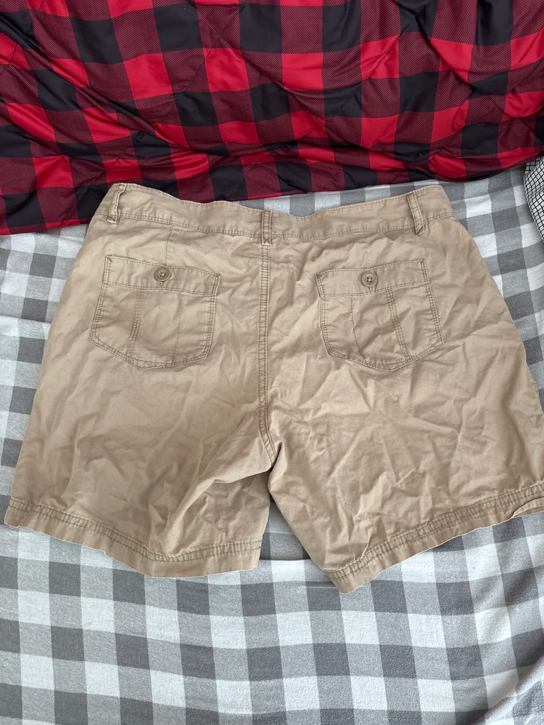 Eddie Bauer Khaki Shorts Size 10 image indicator(3)