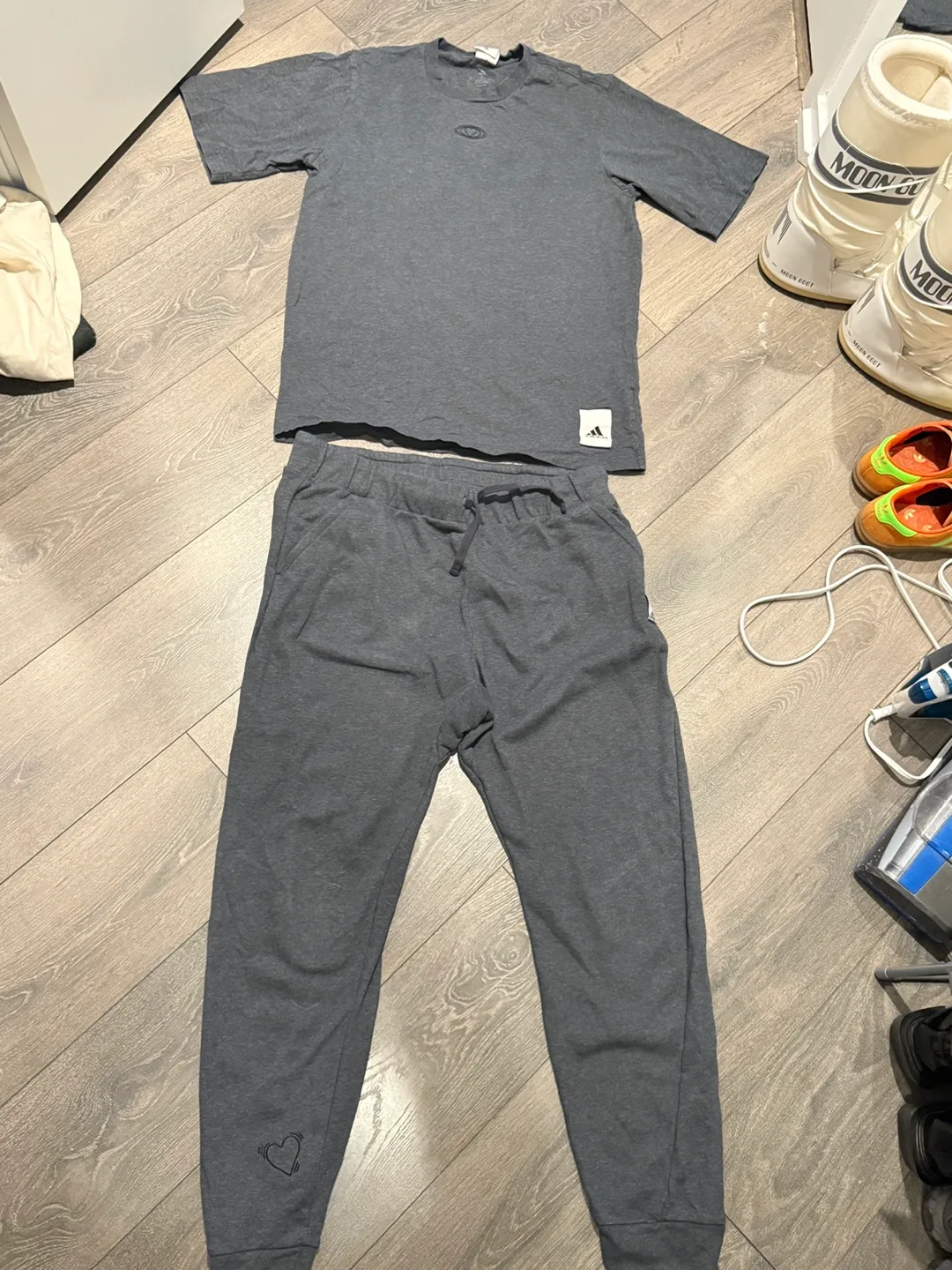 Adidas x Ivy Park Lounge Set image indicator(3)