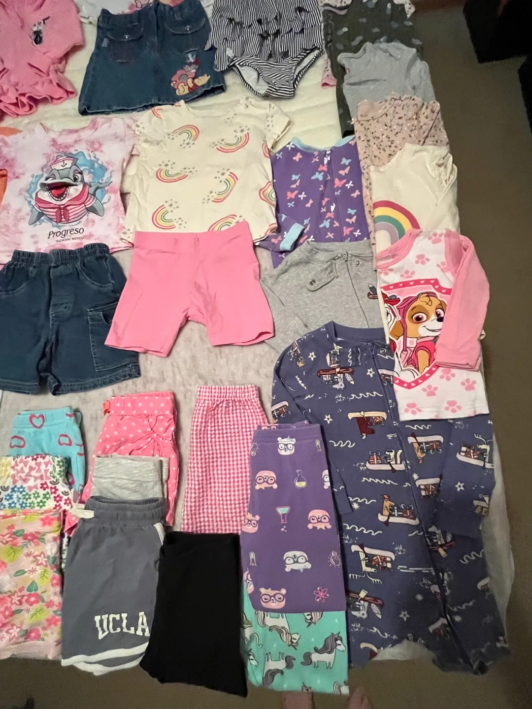 Baby/Toddler Girl’s 18 to 24 Month 2T Clothing Lot image indicator(5)