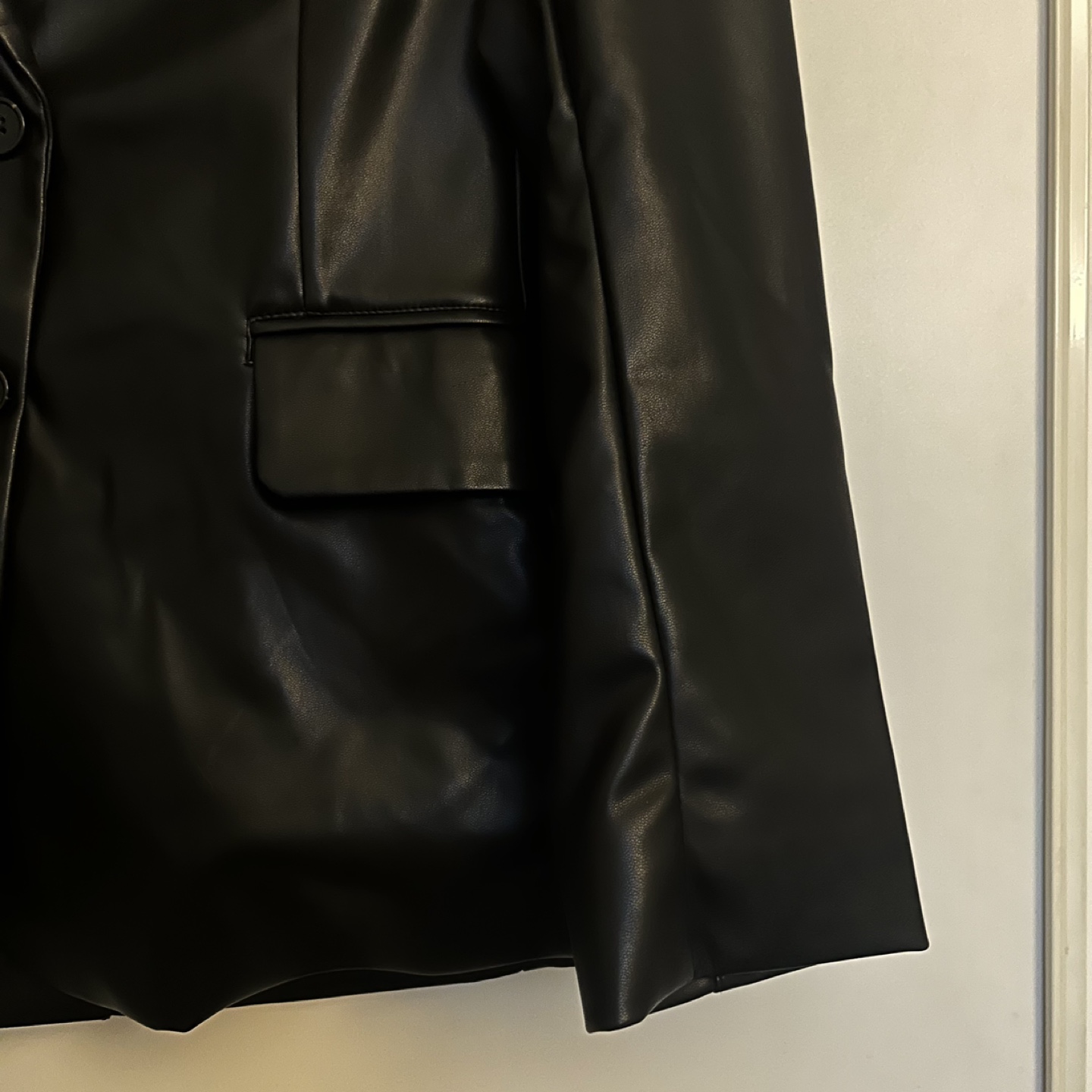 Faux Leather Blazer - Medium - photo 4