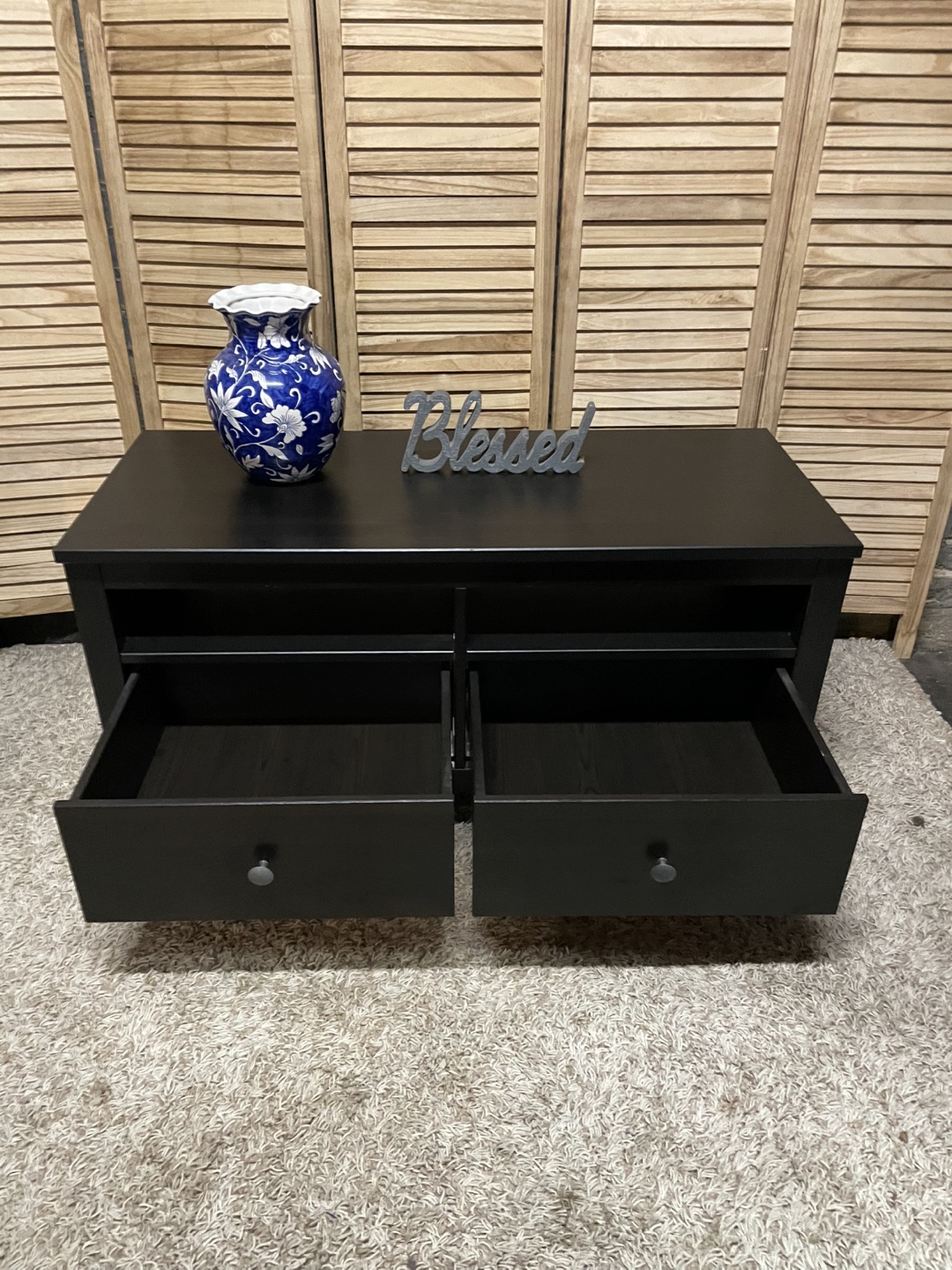 IKEA TV Stand - photo 4