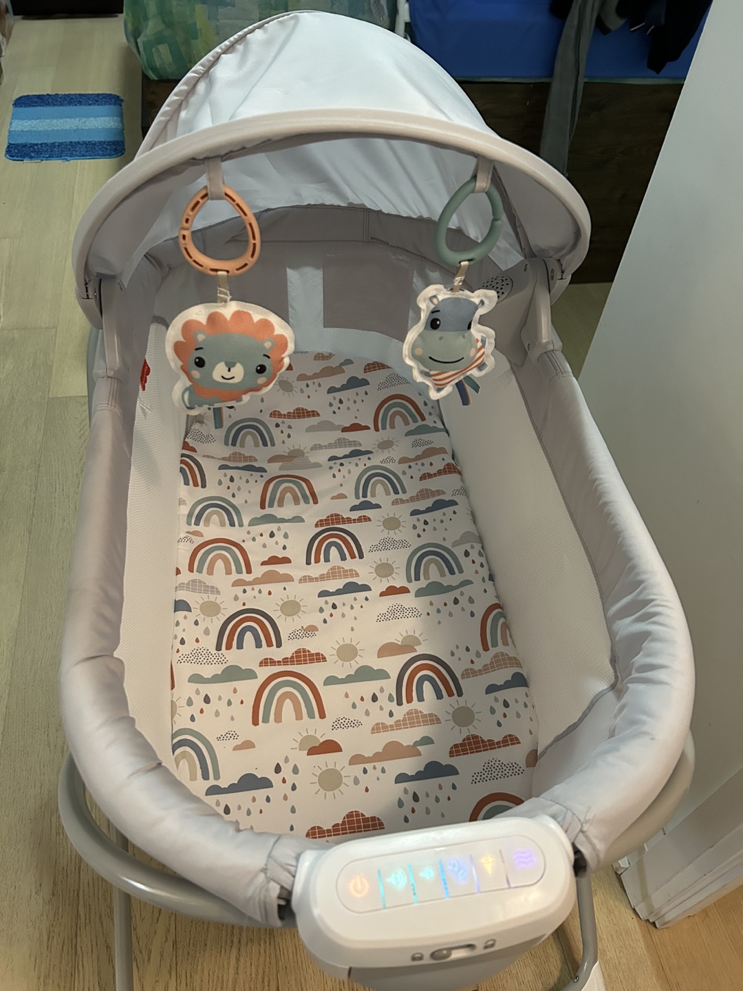 Fisher-Price SmartBounce Automatic Baby Bassinet