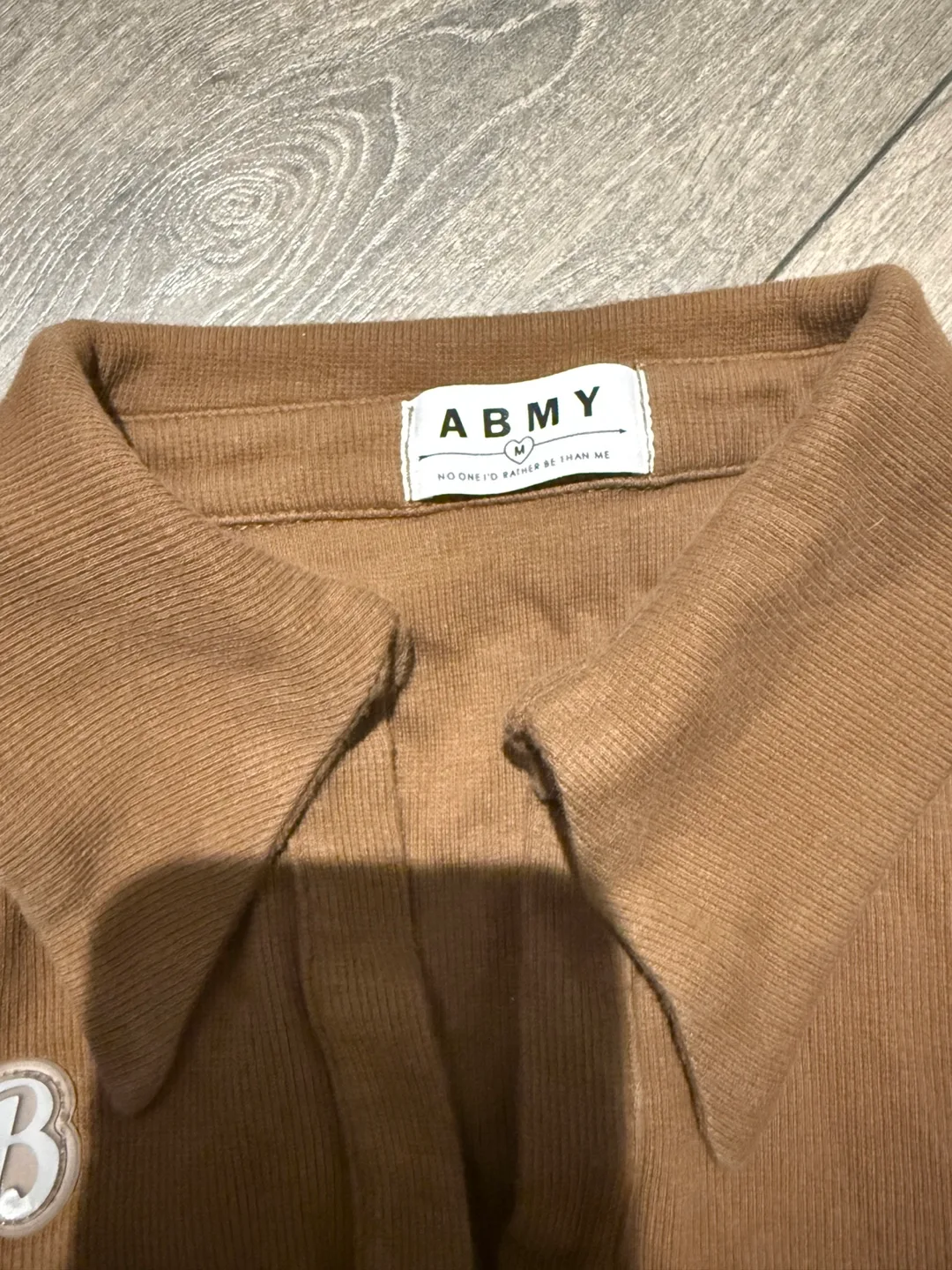 ABMY Brown Ribbed Collared Crop Top image indicator(2)