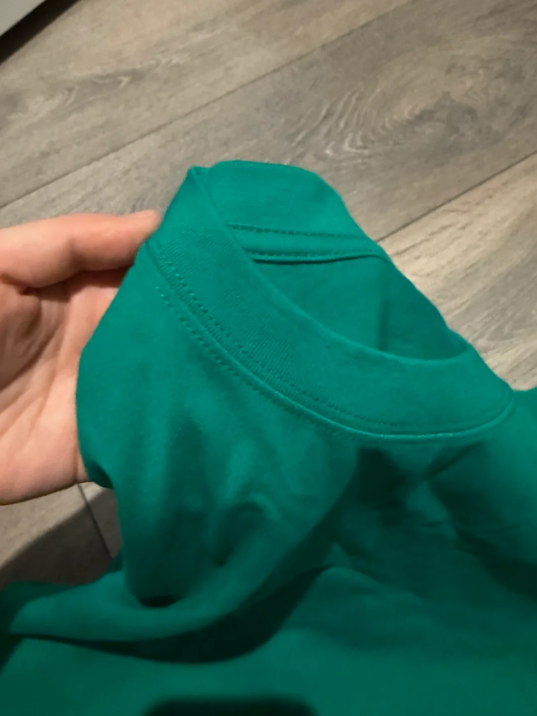 BV Green T-Shirt image indicator(2)