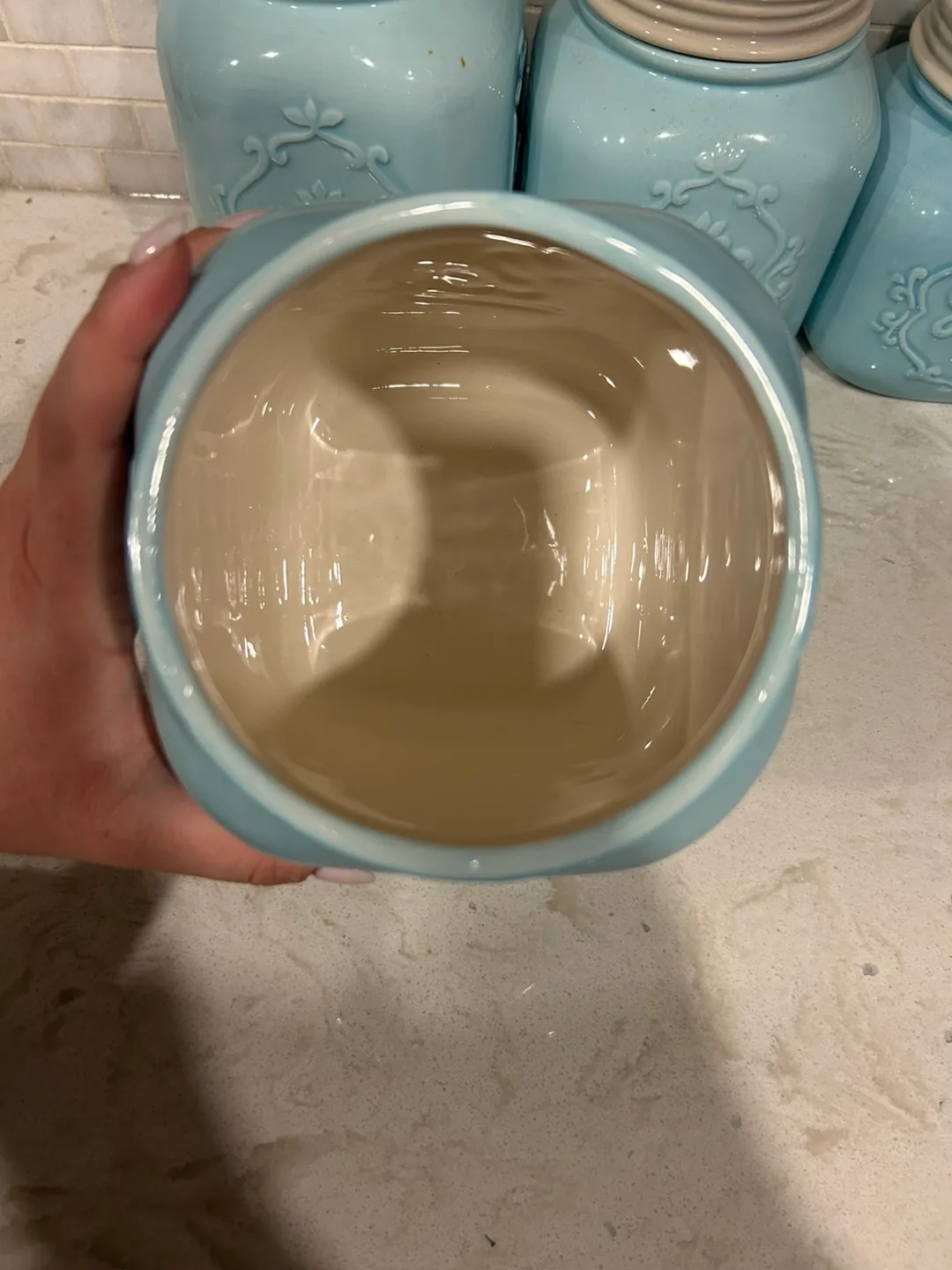 Set of four ceramic canisters image indicator(6)