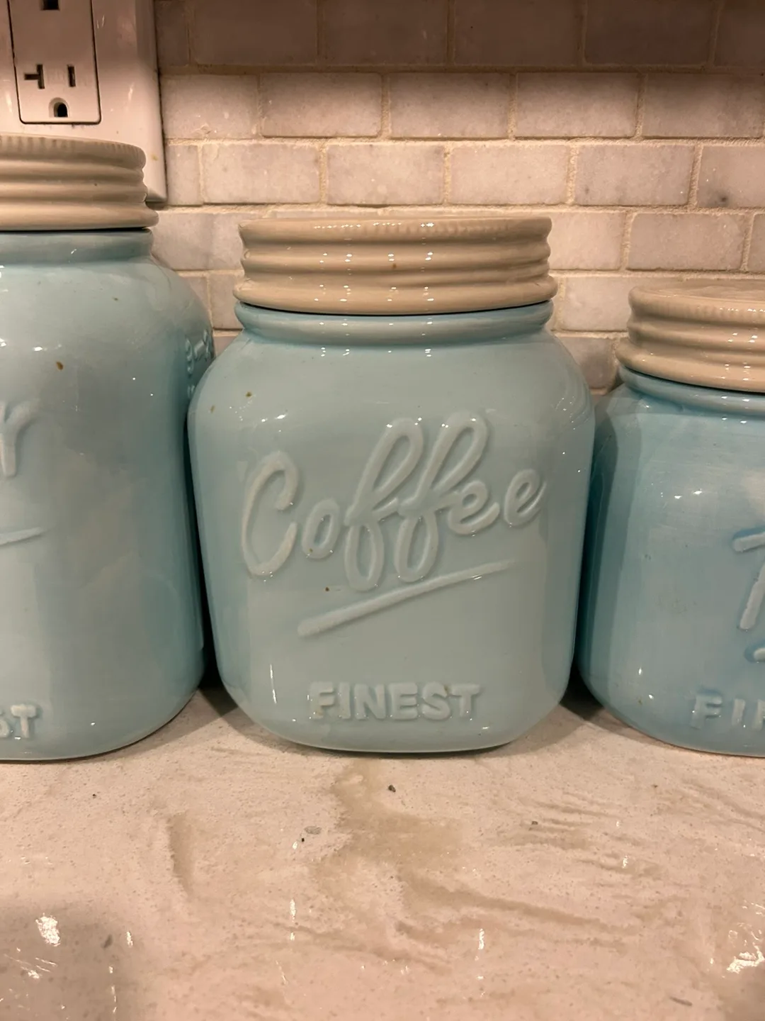 Set of four ceramic canisters image indicator(9)