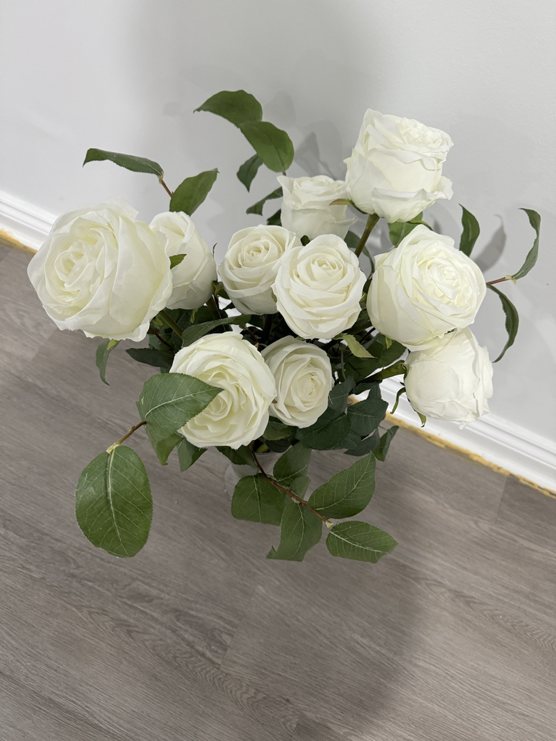 Artificial White Roses in Glass Vase - photo 2