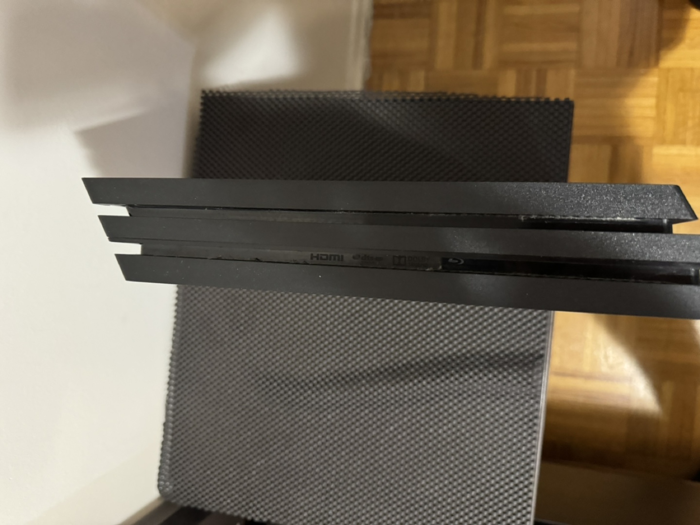 PlayStation 4 Pro (1Tb) Console with Controller - photo 3
