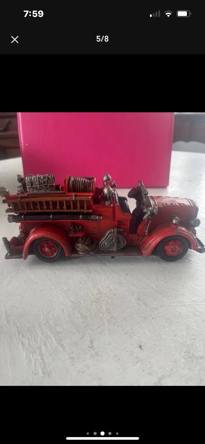 Vintage Firetruck and Gas Pump Collectible Set image indicator(4)