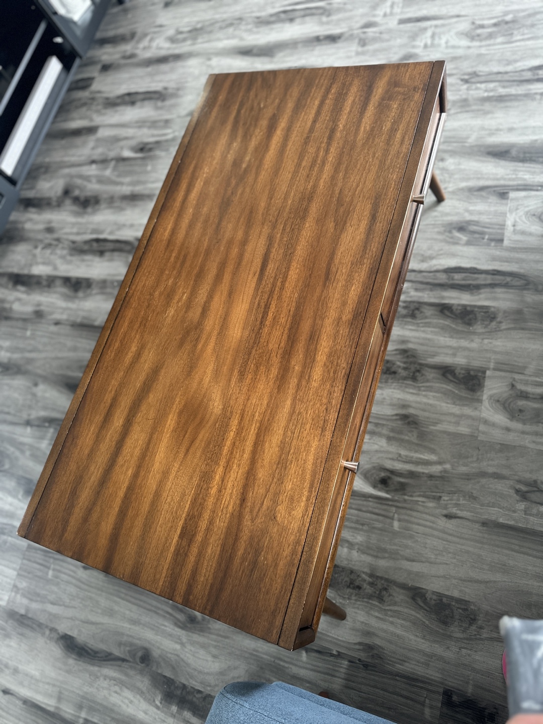 Leon’s Coffee Table with Two Drawers