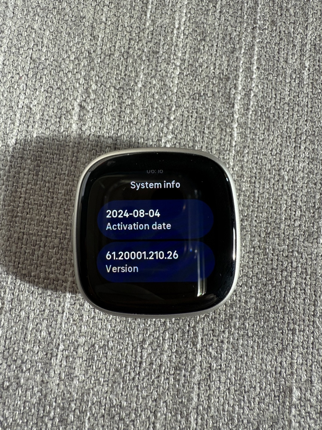 Fitbit Versa 4 Smartwatch - Black/Graphite - Like New + Extras! - photo 2