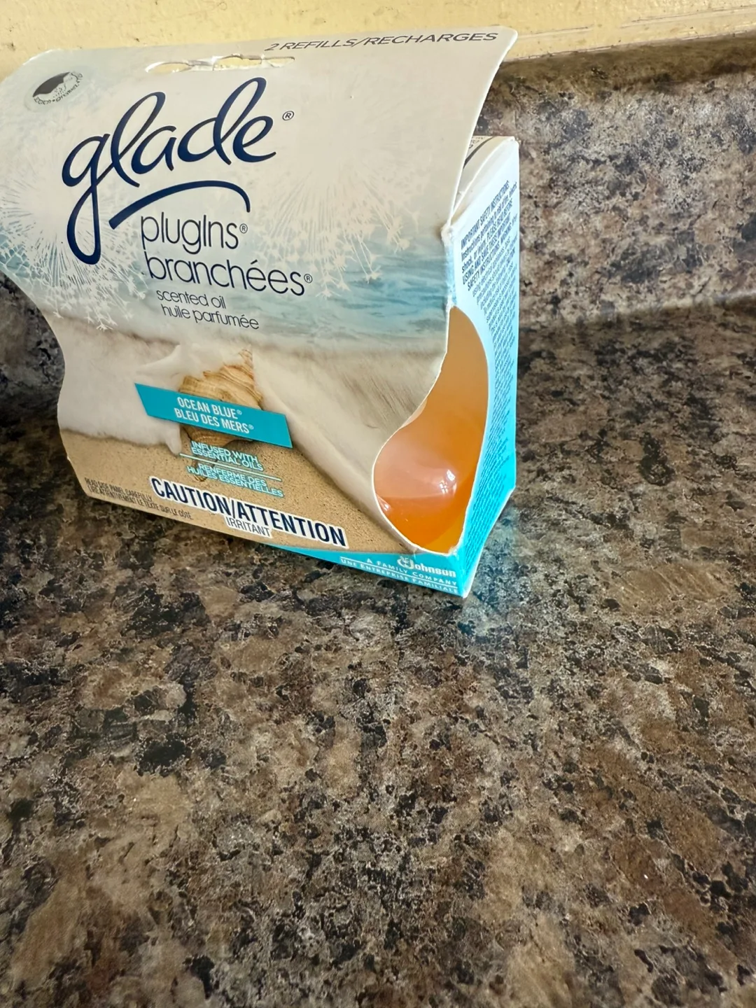 Glade Plugins Scented Oil warmer and refill - Ocean Blue💚 image indicator(3)