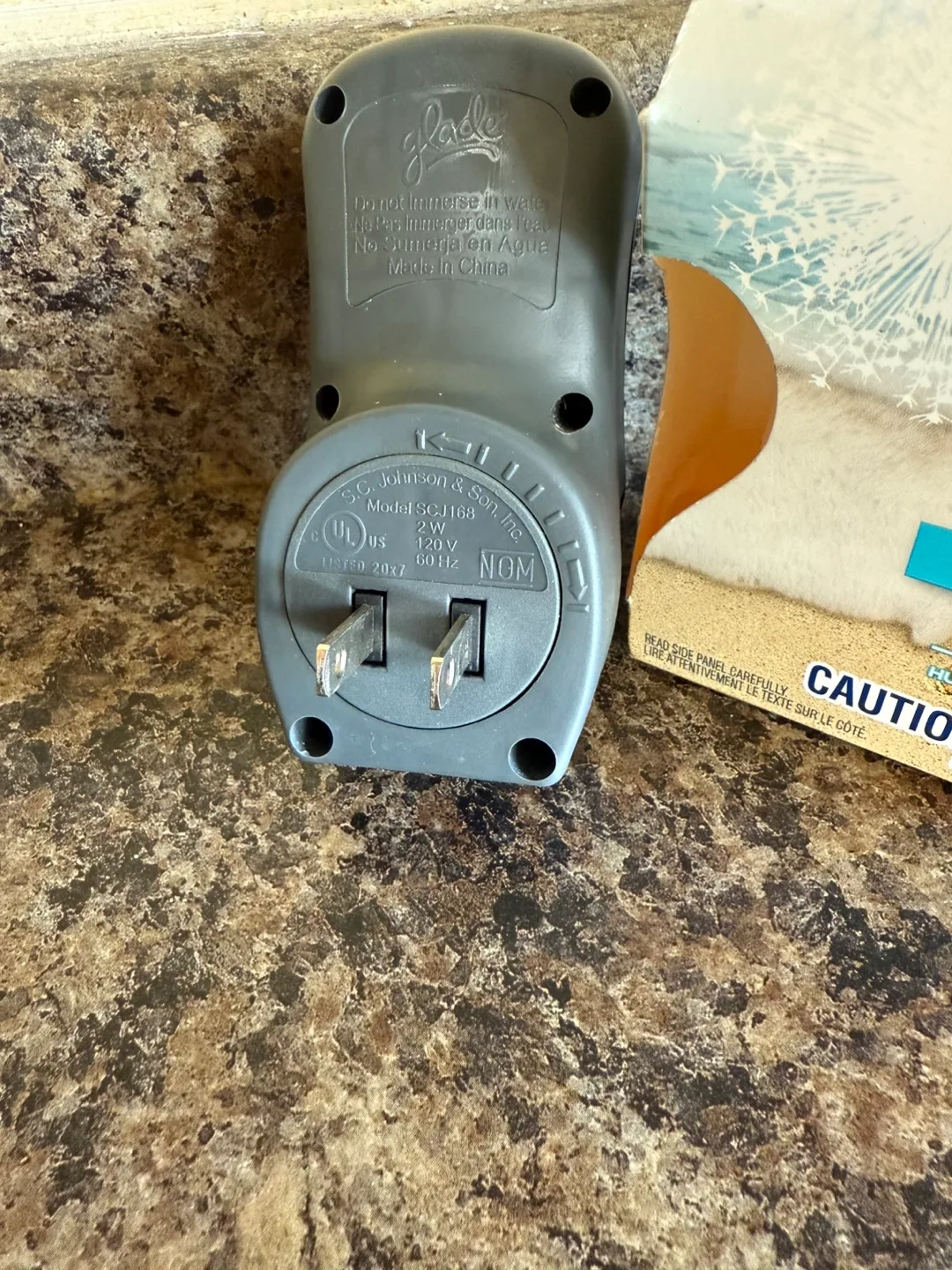 Glade Plugins Scented Oil warmer and refill - Ocean Blue💚 image indicator(4)