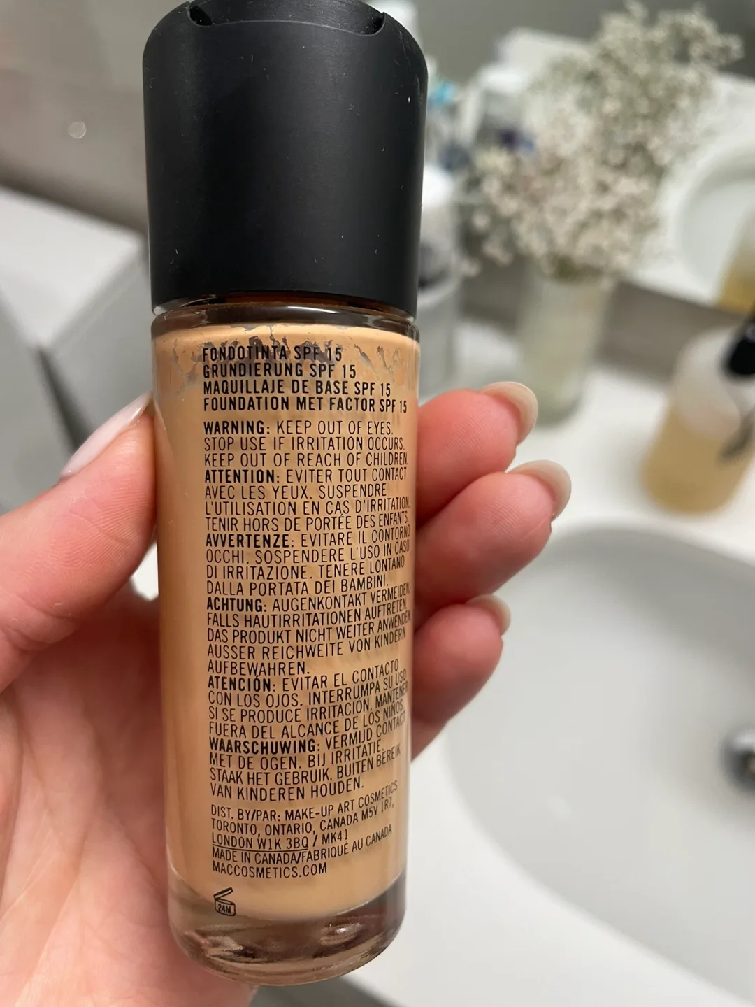 MAC Matchmaster SPF 15 Foundation - AC4 3.0 image indicator(2)