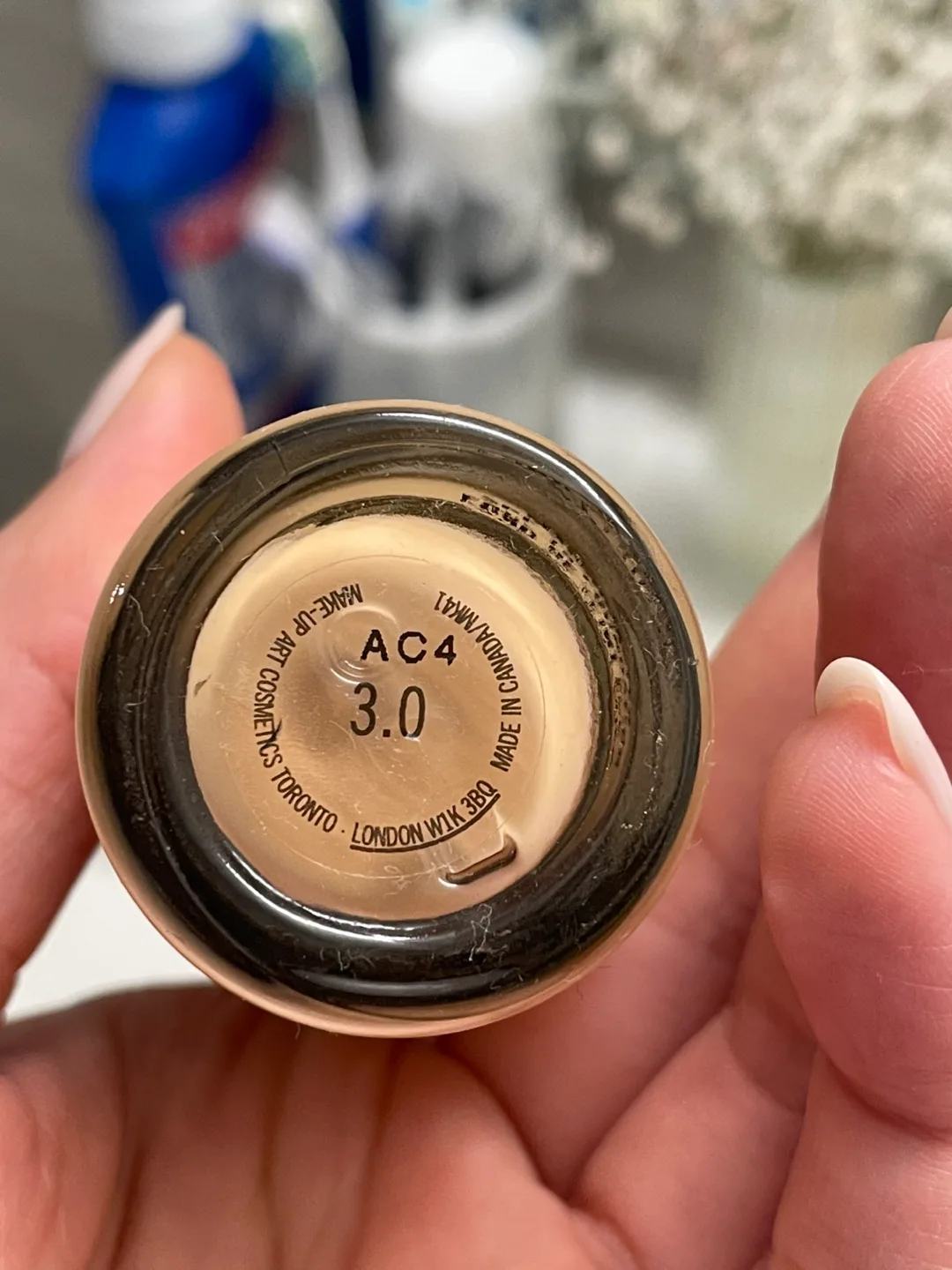 MAC Matchmaster SPF 15 Foundation - AC4 3.0 image indicator(3)