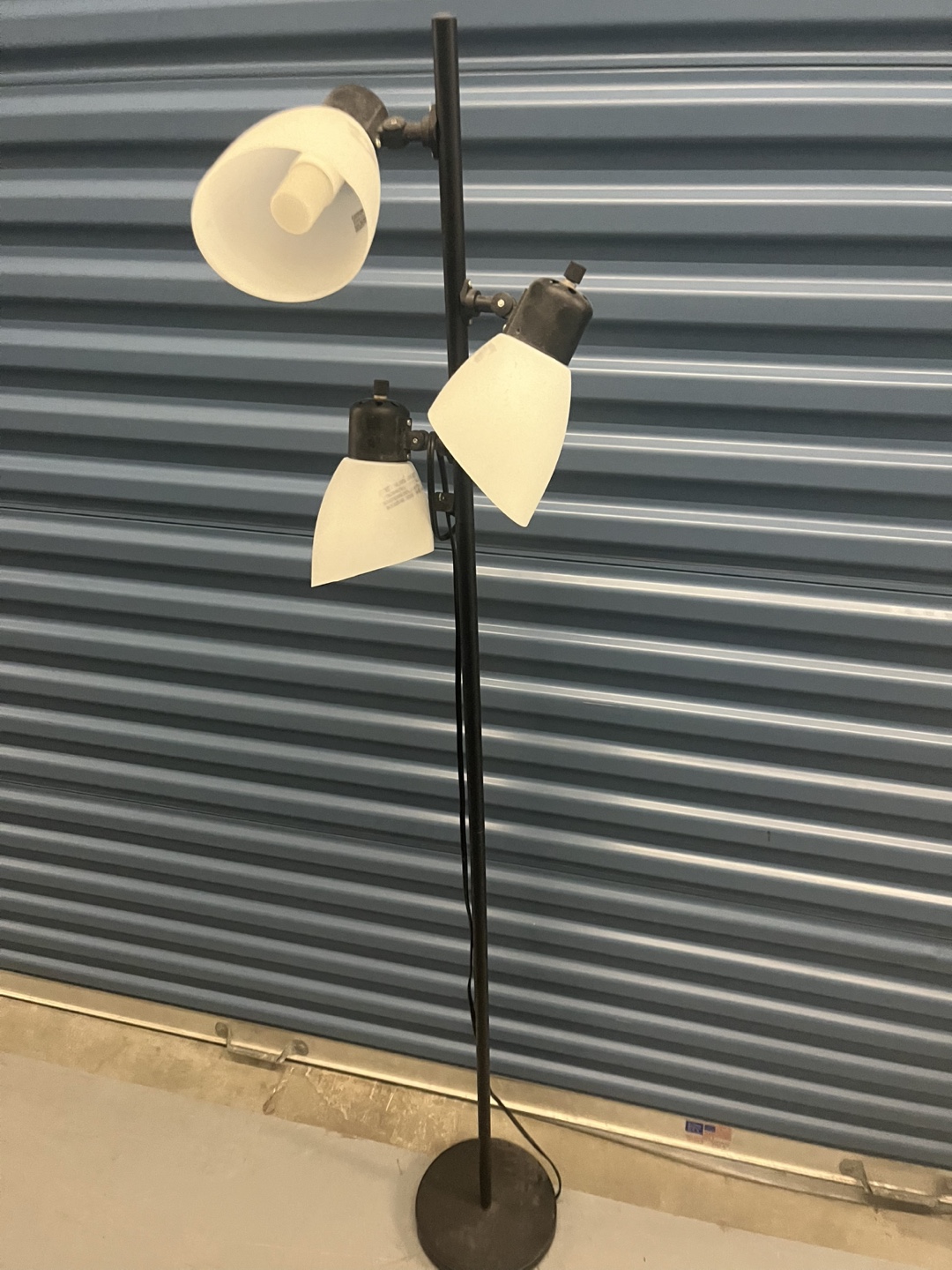 Mainstays Triple-Head Floor Lamp with Adjustable Shades