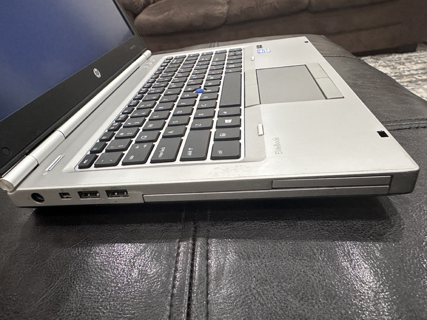 HP EliteBook Laptop - Intel Core i7 - photo 3