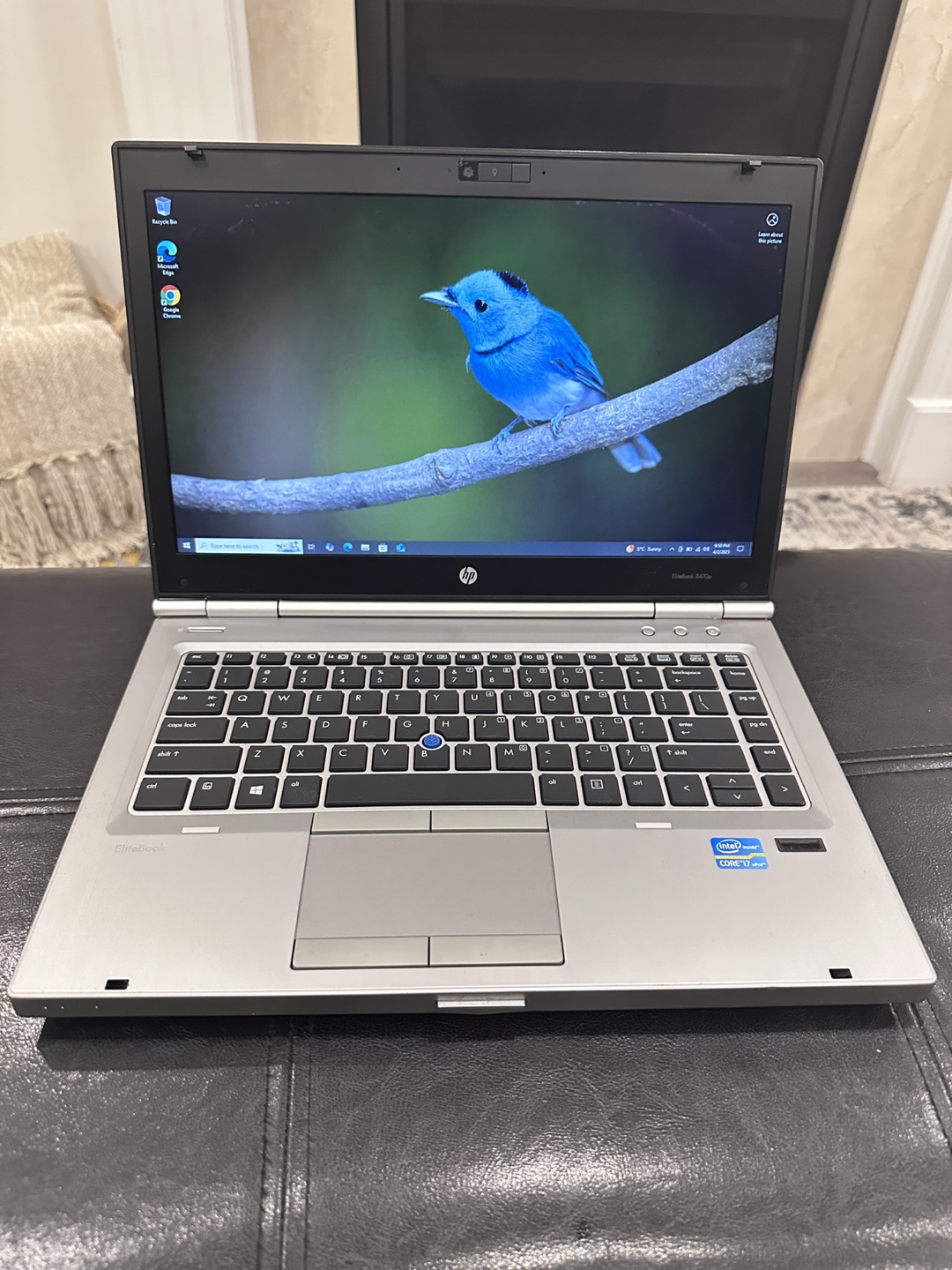 HP EliteBook Laptop - Intel Core i7