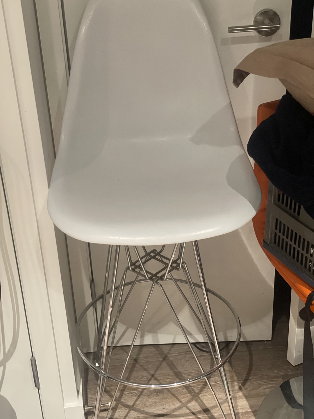 White Plastic Counter Stool with Chrome Legs 💚