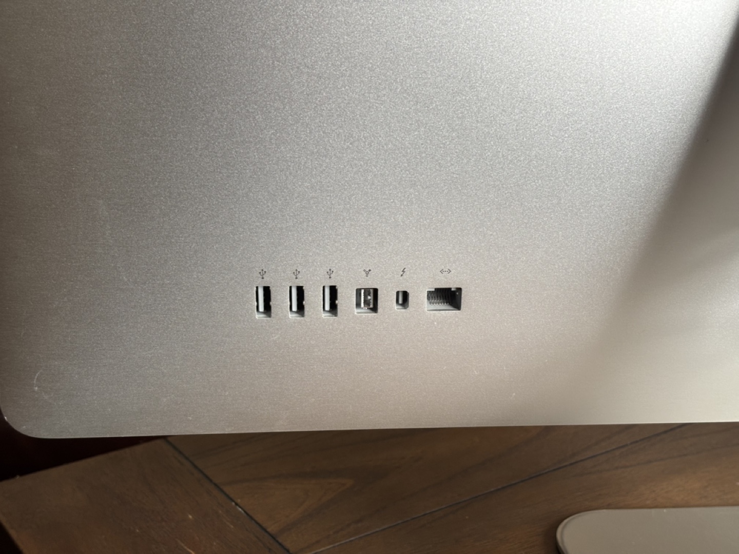 Apple 27” Thunderbolt Display - photo 5