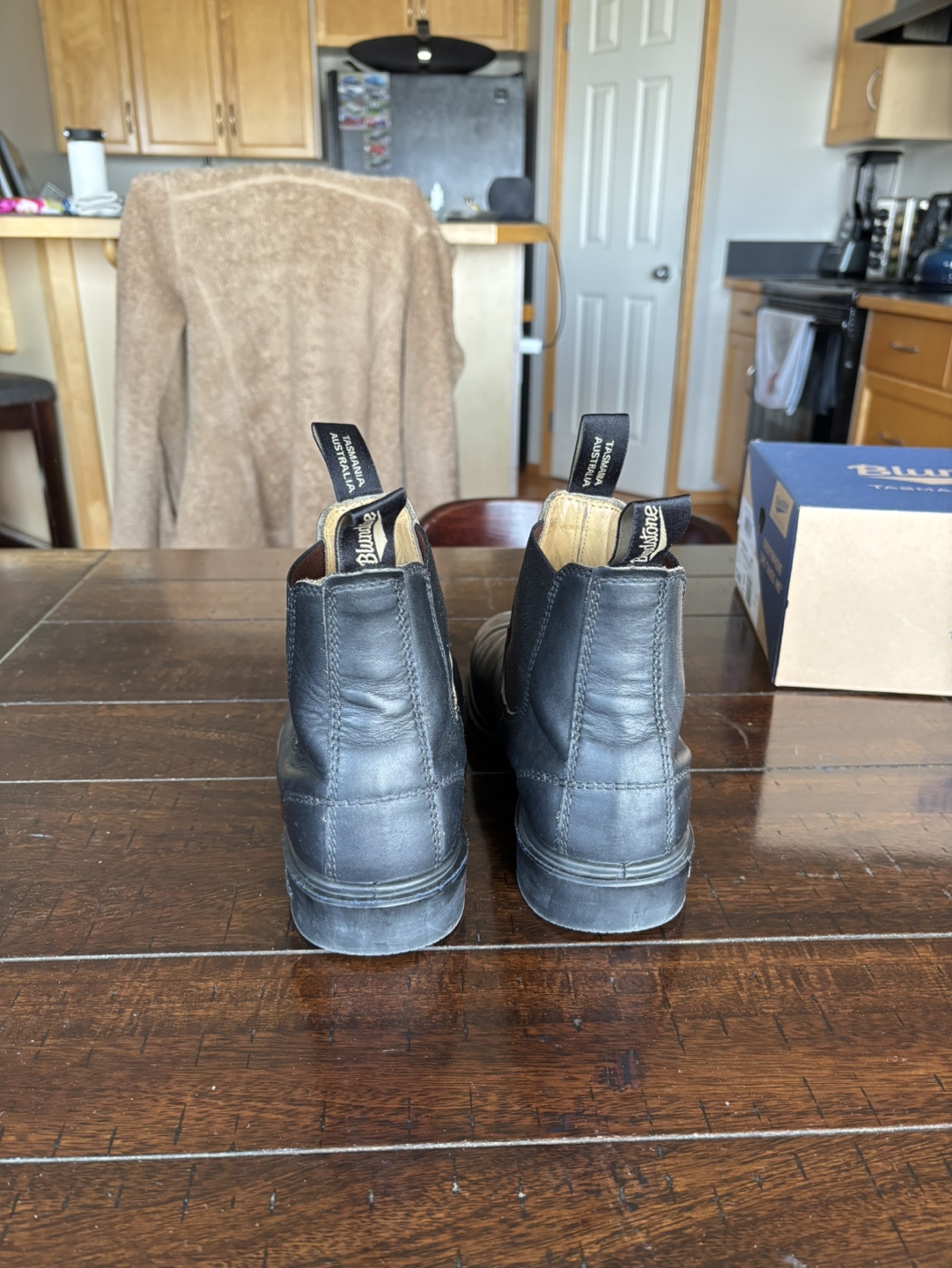 Blundstone Black Boots - Size 8 - photo 2