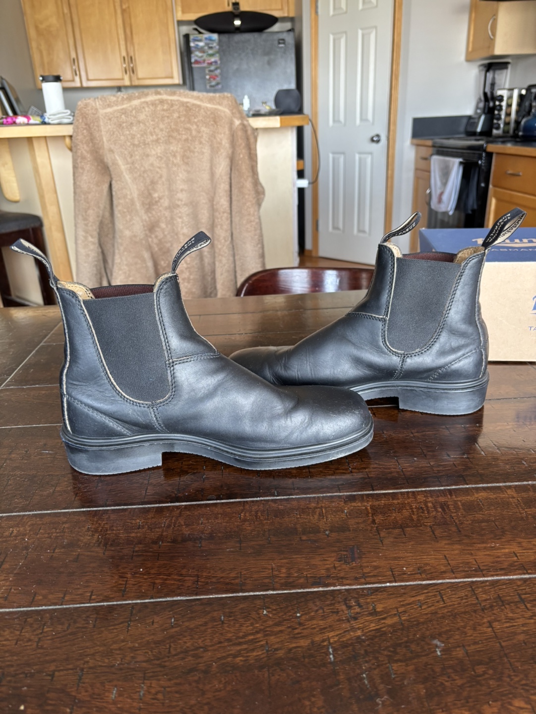 Blundstone Black Boots - Size 8 - photo 3