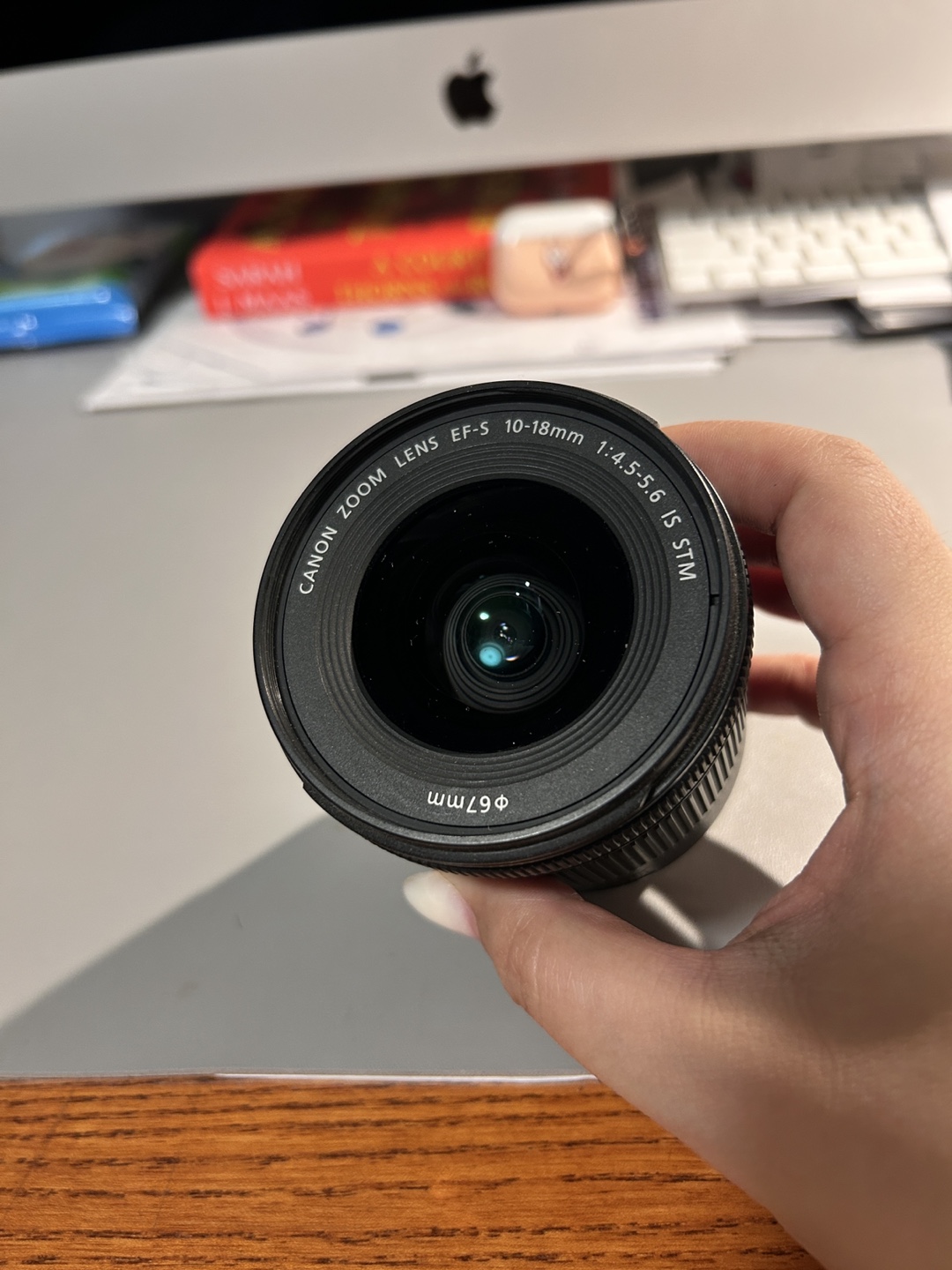 Canon EF-S 10-18mm f/4.5-5.6 IS STM Lens (lens hood included) - photo 2