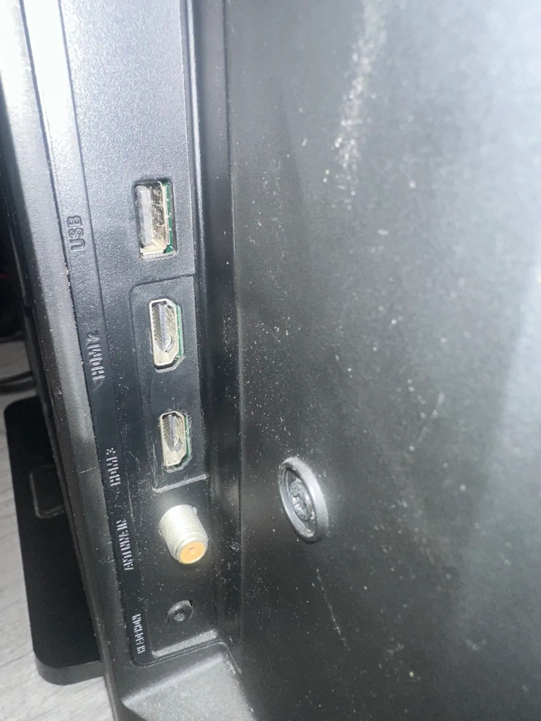 Philips LED HDTV - 32 inch image indicator(5)